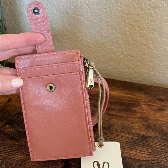 Hobo Ring Credit Card Wristlet, rose leather - Picture 6 of 7